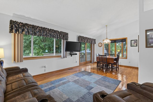 15275 88th Street NE, Elk River, MN 55330