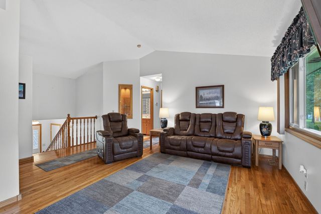 15275 88th Street NE, Elk River, MN 55330