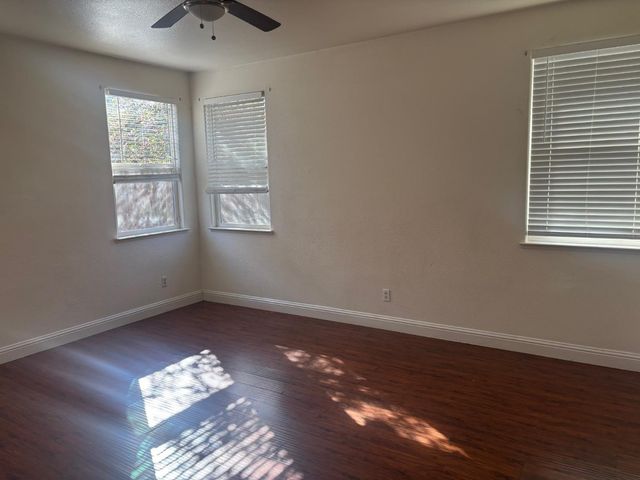 100 Marinette Ct, Roseville, CA 95747