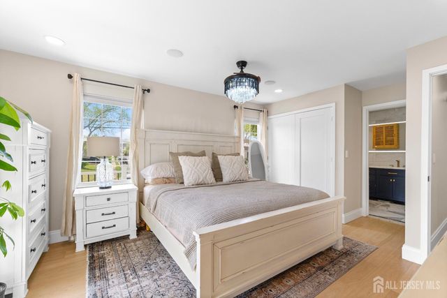 31 Virginia Avenue, Hazlet, NJ 07730