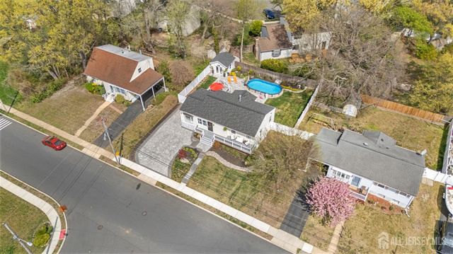 31 Virginia Avenue, Hazlet, NJ 07730