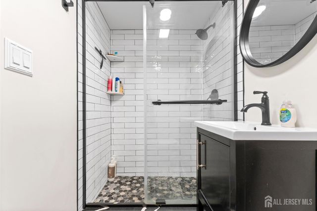 31 Virginia Avenue, Hazlet, NJ 07730