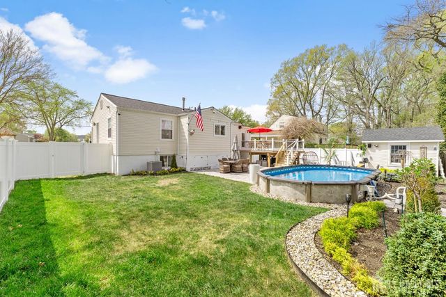 31 Virginia Avenue, Hazlet, NJ 07730