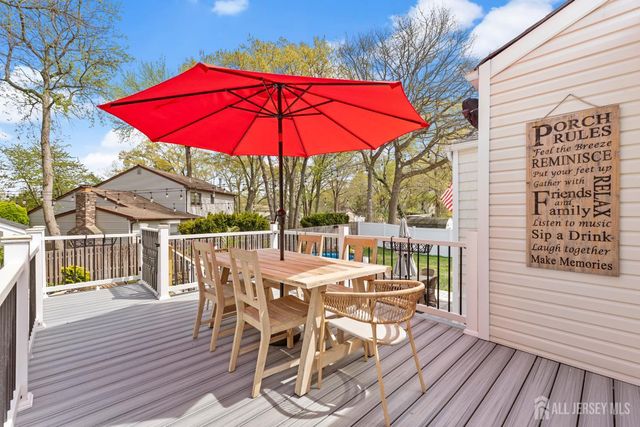 31 Virginia Avenue, Hazlet, NJ 07730