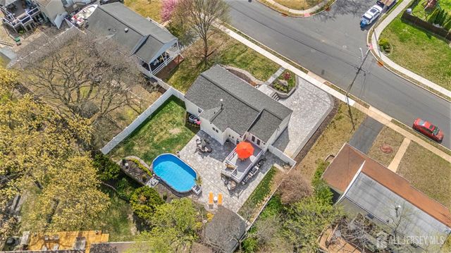 31 Virginia Avenue, Hazlet, NJ 07730