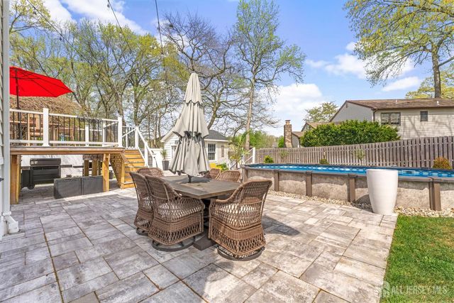 31 Virginia Avenue, Hazlet, NJ 07730