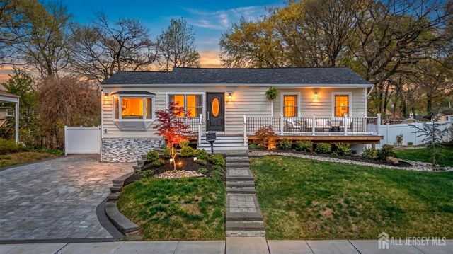 31 Virginia Avenue, Hazlet, NJ 07730