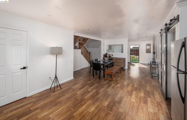 414 E 12Th St, Oakland, CA 94606