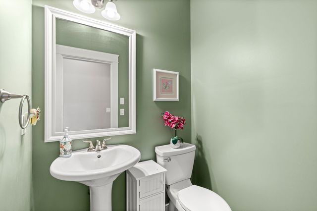 2 Pierce Drive, Rochester, NH 03867