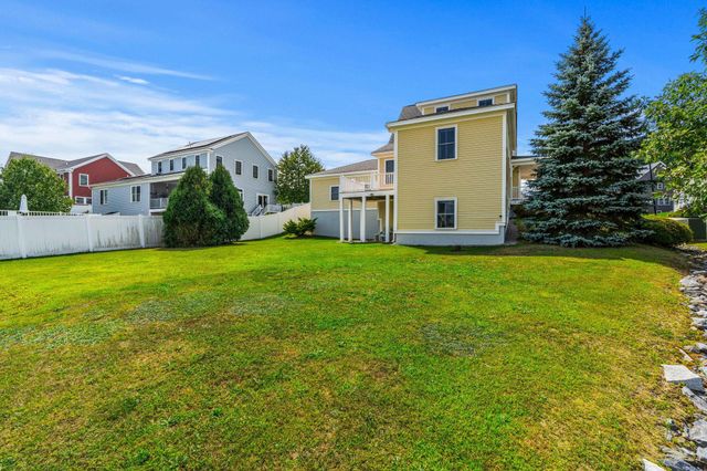 2 Pierce Drive, Rochester, NH 03867