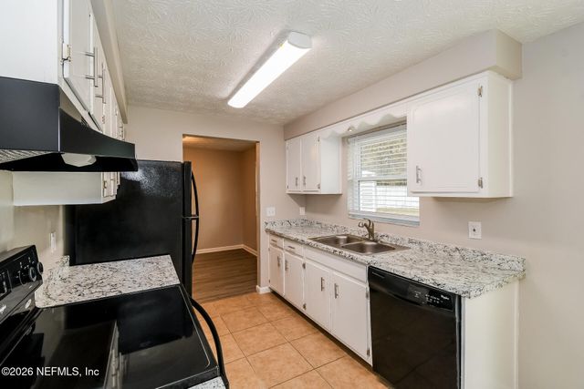 1721 STACEY Court, Middleburg, FL 32068