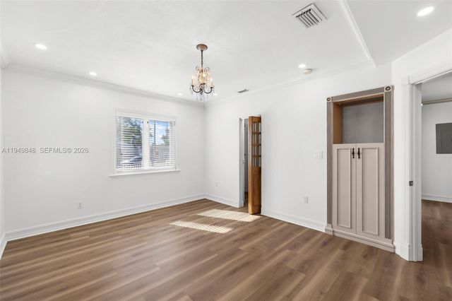 3411 SW 27th St 3411, Miami, FL 33133