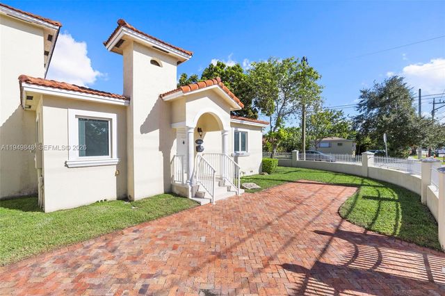 3411 SW 27th St 3411, Miami, FL 33133