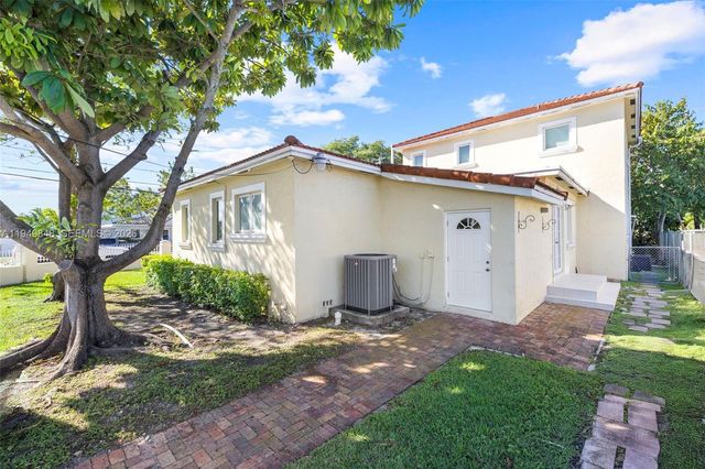 3411 SW 27th St 3411, Miami, FL 33133