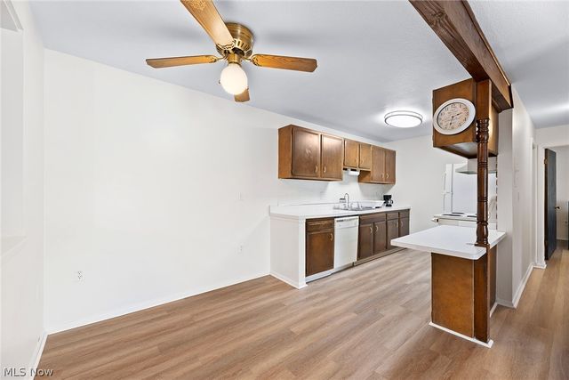 8405 N Akins Road 204, North Royalton, OH 44133