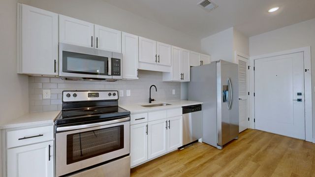 1540 Lebanon Pike Unit 311, Nashville, TN 37210