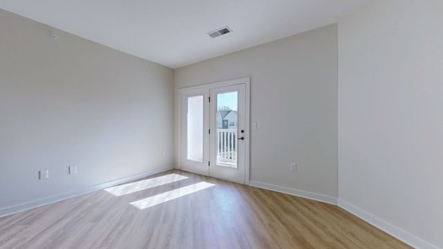 1540 Lebanon Pike Unit 311, Nashville, TN 37210