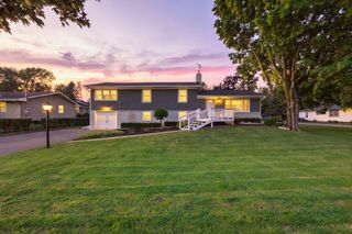 2857 Vanderbie Road, Little Canada, MN 55117
