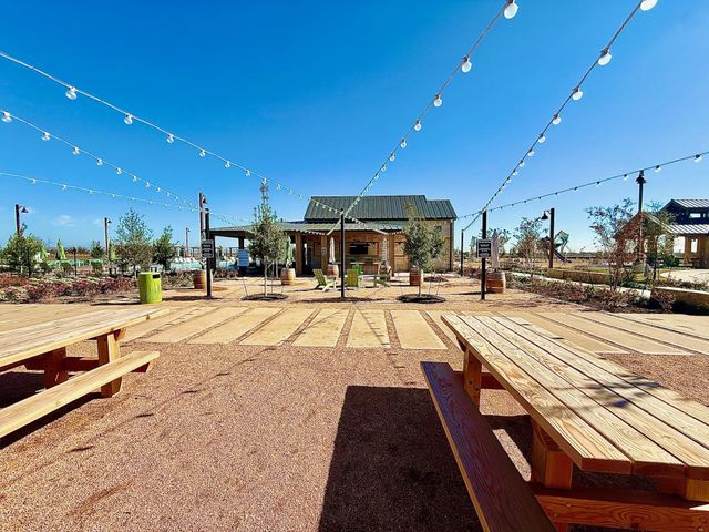 212 Brandywine RD, Hutto, TX 78634