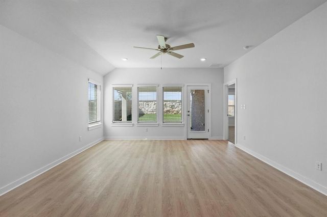 212 Brandywine RD, Hutto, TX 78634