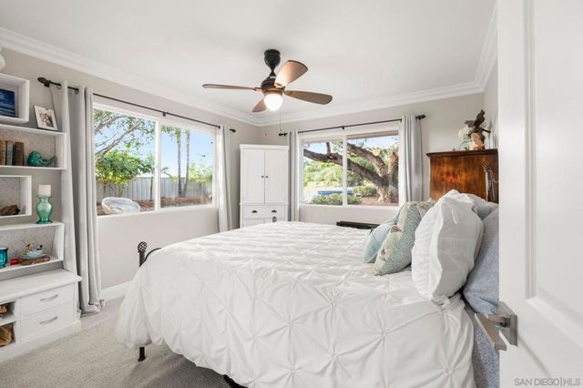 1441 E Taylor St, Vista, CA 92084