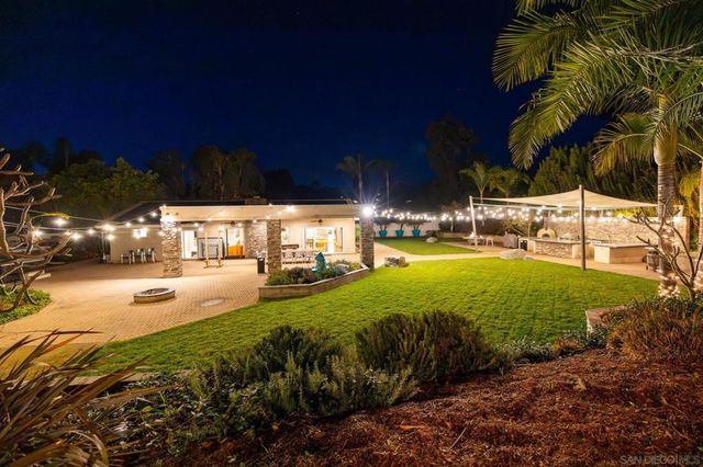 1441 E Taylor St, Vista, CA 92084