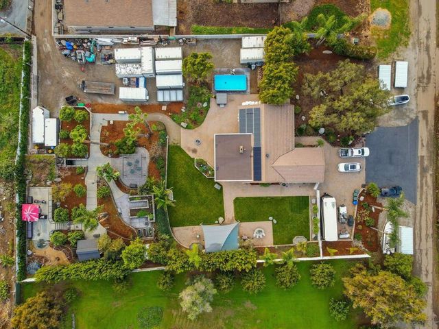 1441 E Taylor St, Vista, CA 92084