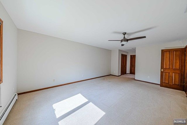 41 Cobblestone Crossing, Norwood, NJ 07648