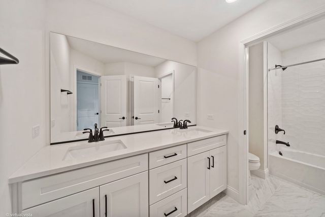 6285 Lee Court, Lisle, IL 60532