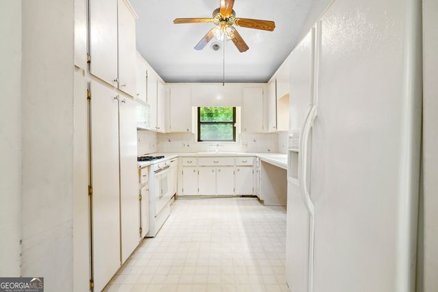 4557 Patrick Drive NE, Kennesaw, GA 30144