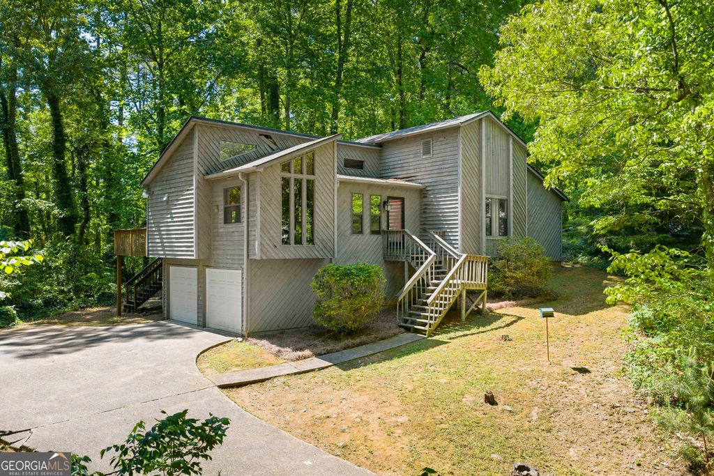 4557 Patrick Drive NE, Kennesaw, GA 30144