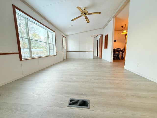 6120 Vermont Route 106, Weathersfield, VT 05151