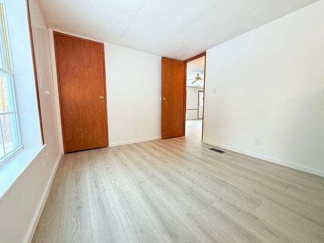 6120 Vermont Route 106, Weathersfield, VT 05151