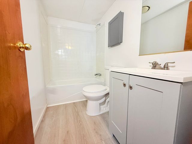 6120 Vermont Route 106, Weathersfield, VT 05151