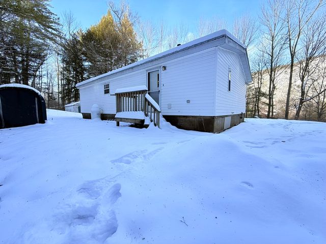 6120 Vermont Route 106, Weathersfield, VT 05151