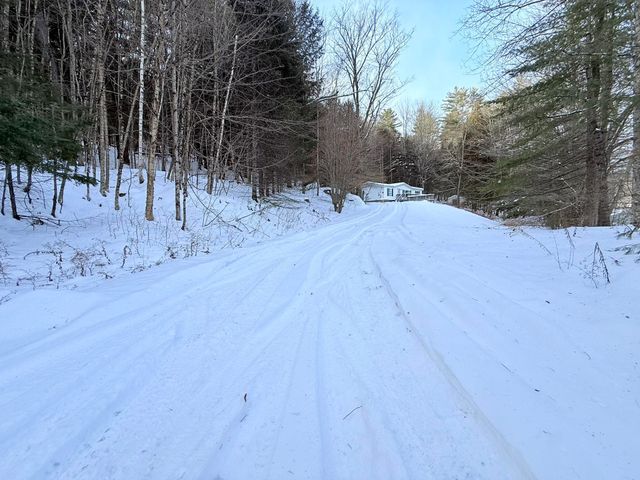 6120 Vermont Route 106, Weathersfield, VT 05151