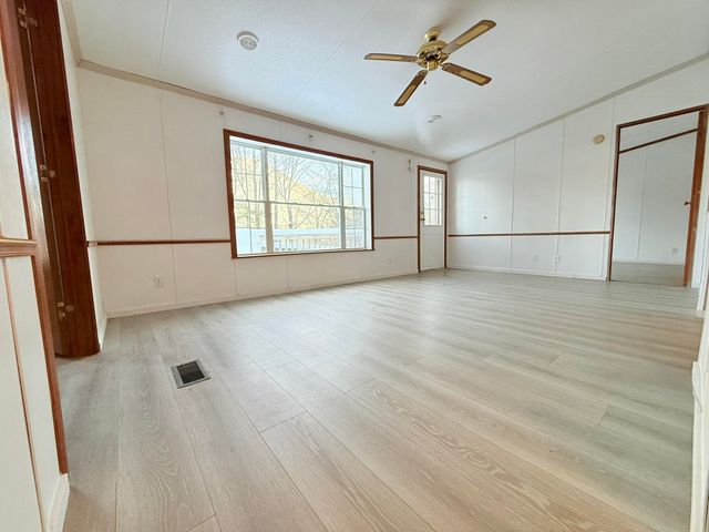 6120 Vermont Route 106, Weathersfield, VT 05151