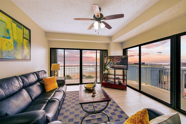 7700 Seawall Boulevard 512, Galveston, TX 77551