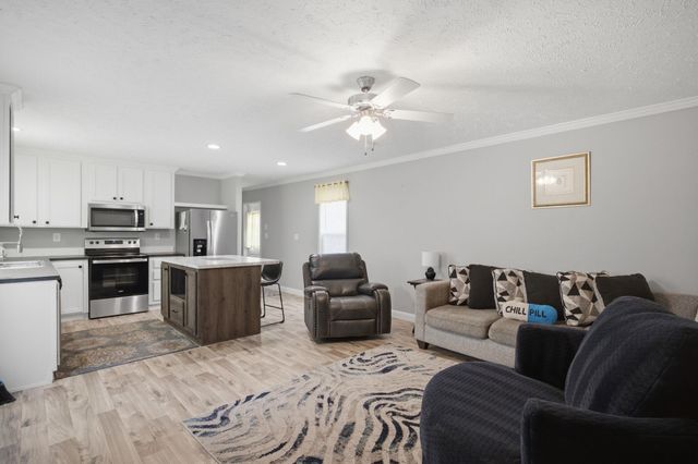 4603 Pelican St., North Myrtle Beach, SC 29582