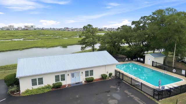4603 Pelican St., North Myrtle Beach, SC 29582