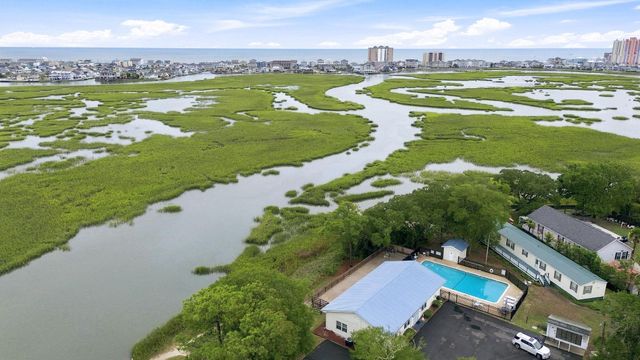 4603 Pelican St., North Myrtle Beach, SC 29582