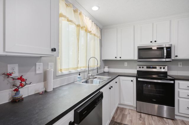 4603 Pelican St., North Myrtle Beach, SC 29582