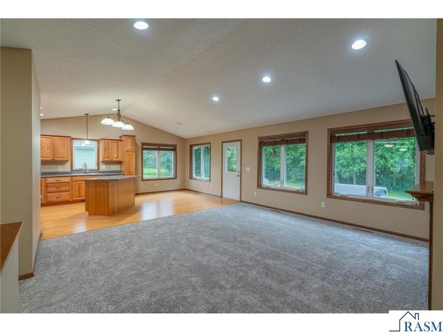 225 Pinehurst Drive, Mankato, MN 56001