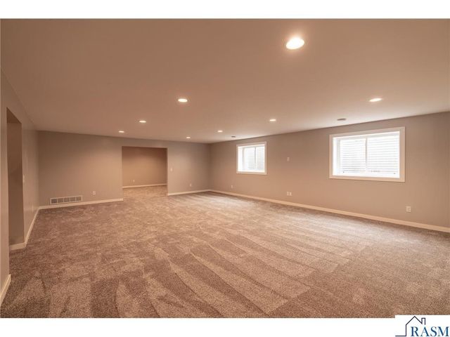 225 Pinehurst Drive, Mankato, MN 56001