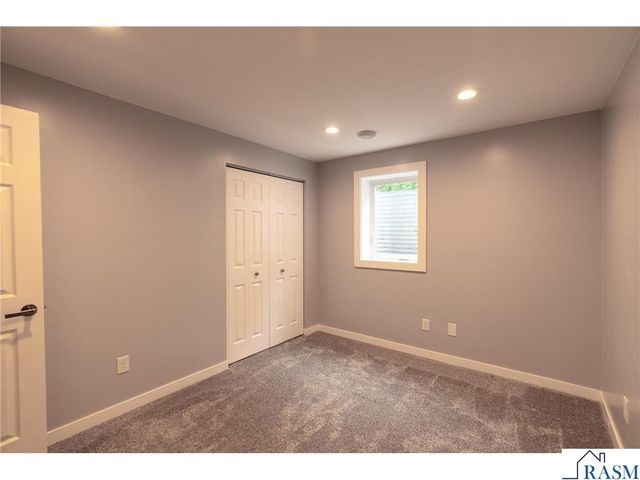 225 Pinehurst Drive, Mankato, MN 56001