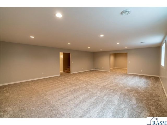 225 Pinehurst Drive, Mankato, MN 56001