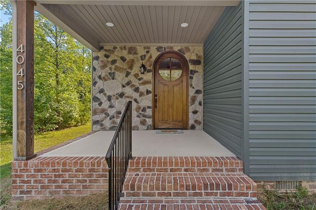 4045 Clapp Mill Road, Burlington, NC 27215