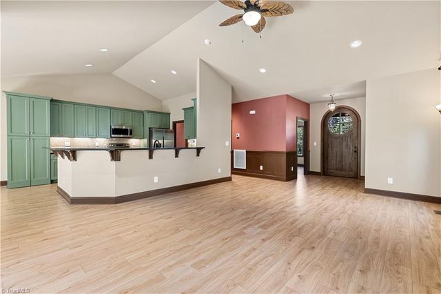 4045 Clapp Mill Road, Burlington, NC 27215