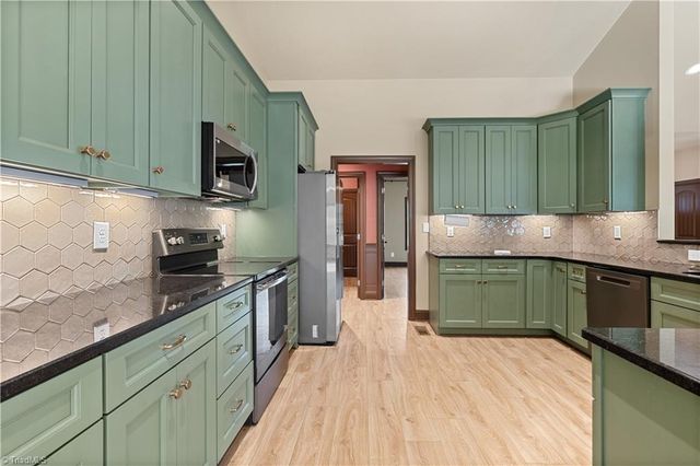 4045 Clapp Mill Road, Burlington, NC 27215