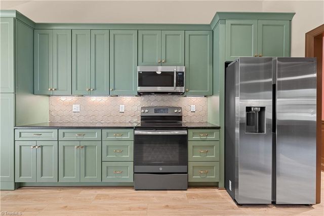 4045 Clapp Mill Road, Burlington, NC 27215
